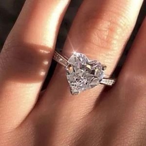 White Saphire Heart 925 Antique Engagement Ring Sweetheart Valentine Statement